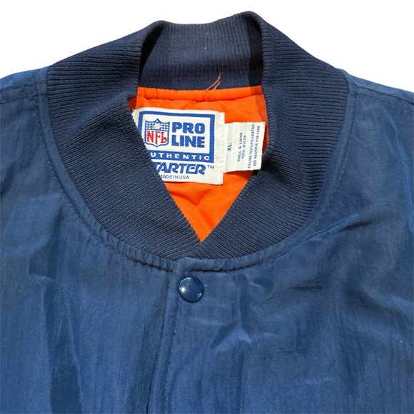 Vintage Starter Navy Blue Chicago Bears NFL Jacket - Picture 3 of 3